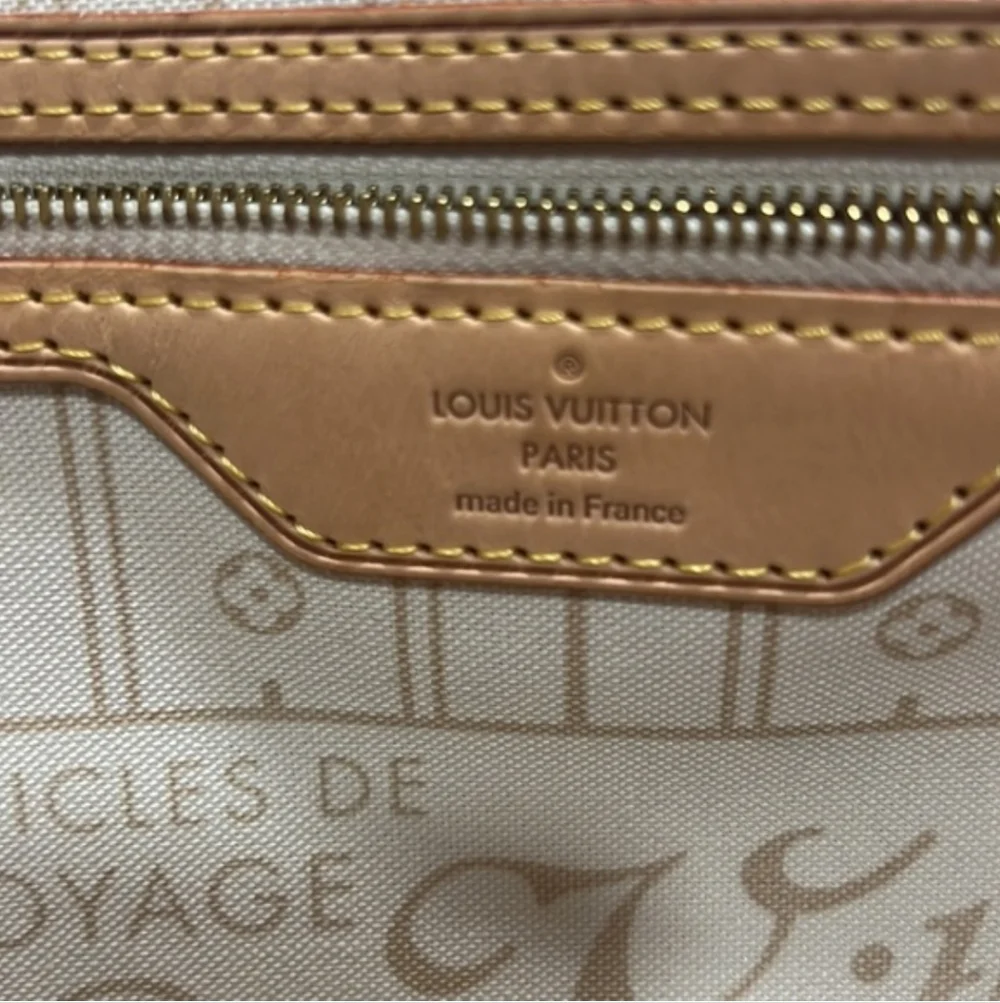 Louis Vuitton mm Medium Authentic Damier Azur Tote Bag . Date Code Tag . Clean - Picture 3 of 3